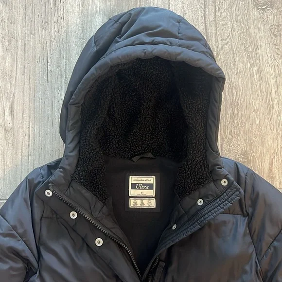 Abercrombie and Fitch Ultra Long Puffer Coat - Picture 4 of 9